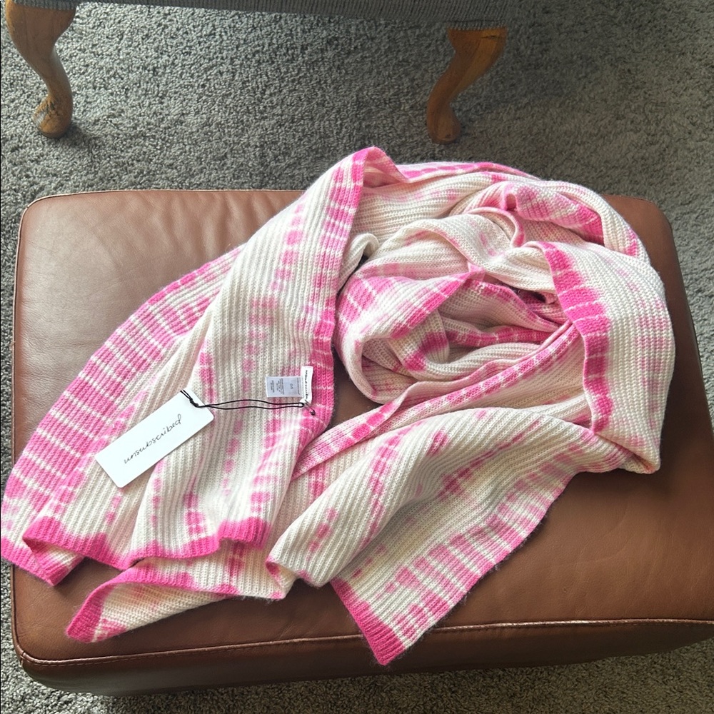 Pink and White Tie Dye Women's Scarf
